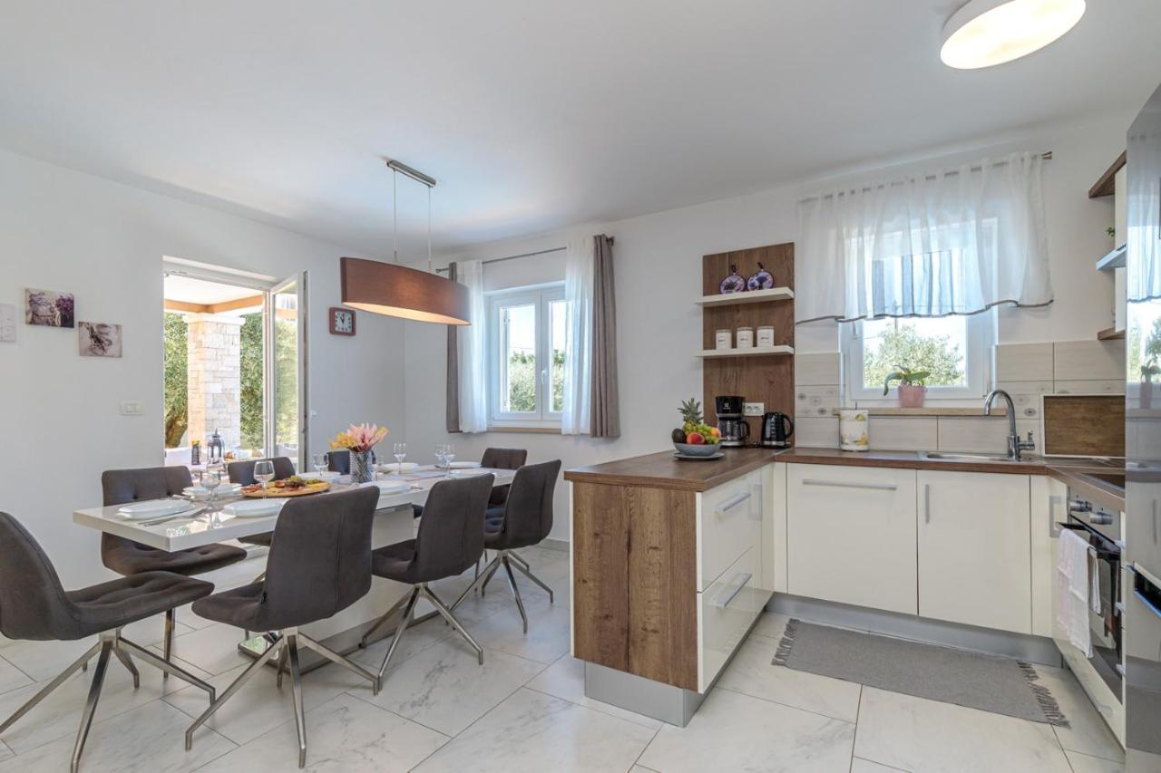 Selina Villa Terlevic מראה חיצוני תמונה